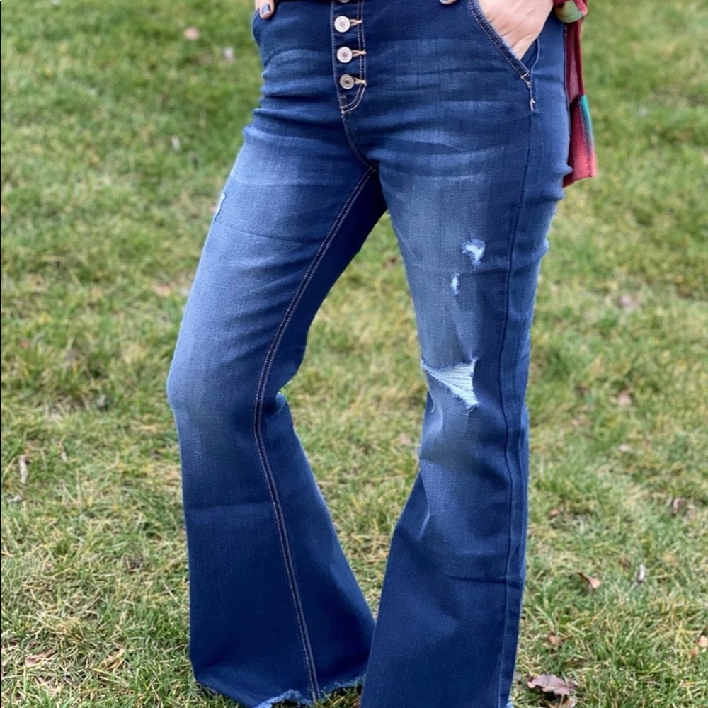 Kancan high rise button fly jeans